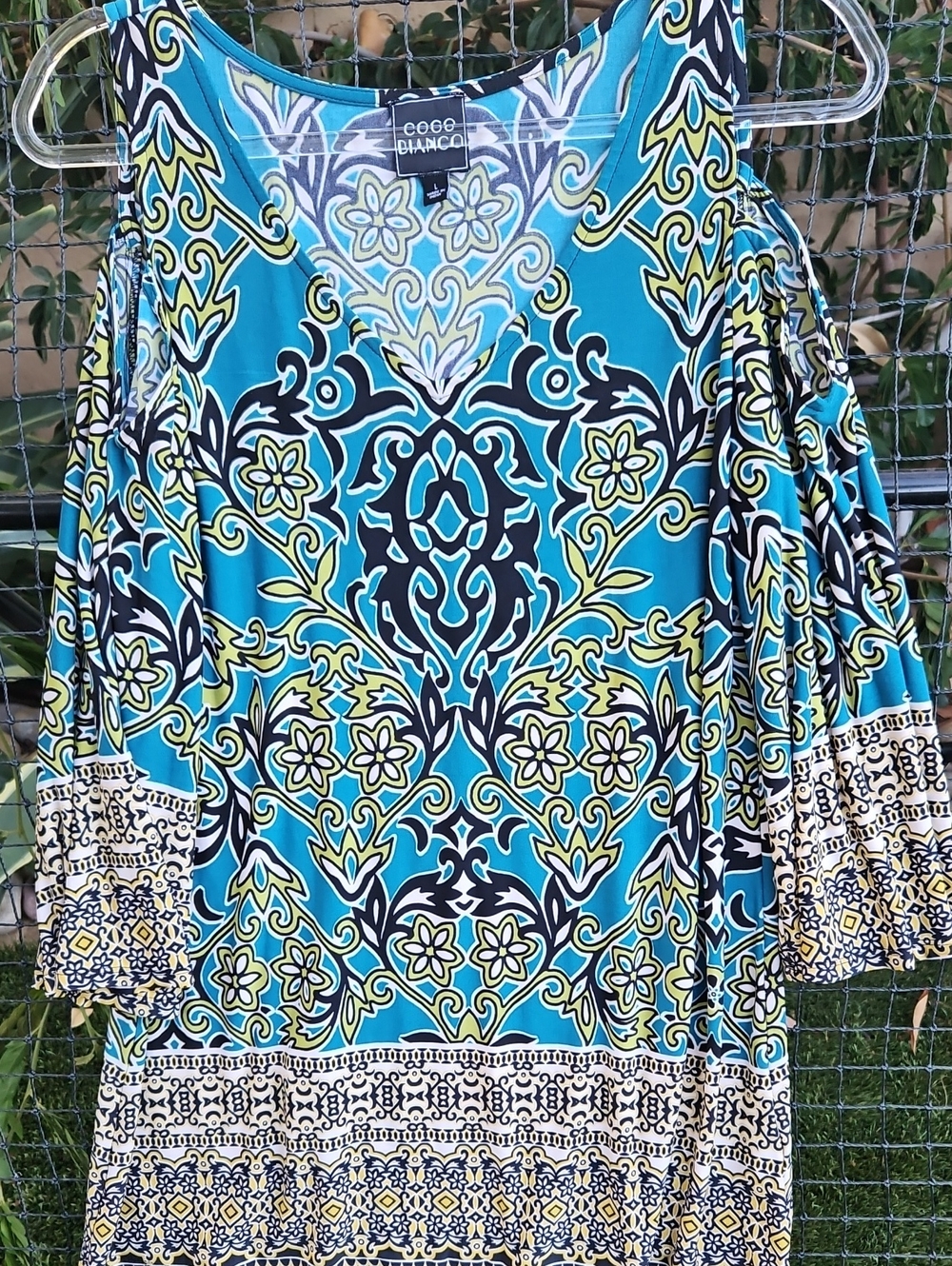 Coco Bianco Women's Turquoise Patterned Cold-Shoulder Top